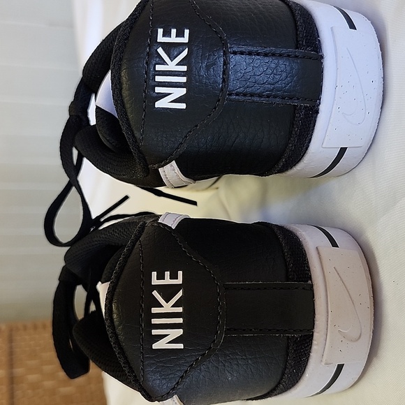 NIKE Court Legacy Black White Classic Tennis Sneakers Light-weight Athleisure - Picture 7 of 9